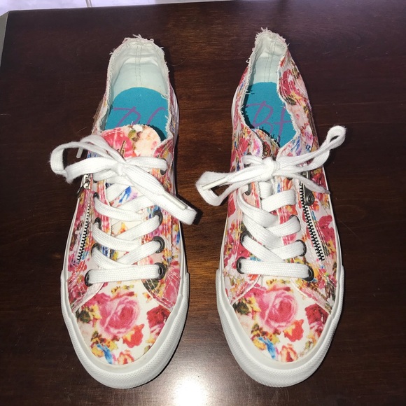 Blowfish Shoes - Blowfish floral 8 1/2 shoes